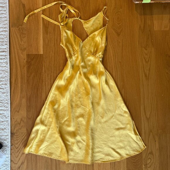 Vintage 2000 Victoria's Secret Yellow Silk Mini Slip Dress - Picture 1 of 2